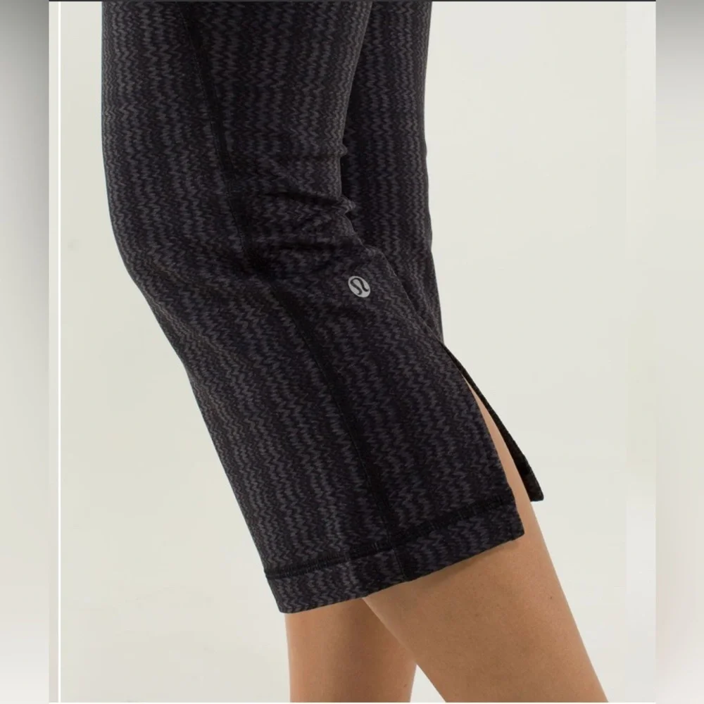 Lululemon Gather & Crow Crop
Ziggy Wee September Black / Black size 6 - Picture 4 of 10
